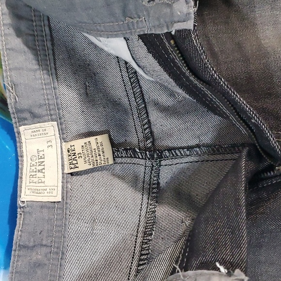Free Planet men's denim shorts size 33 - Picture 4 of 4